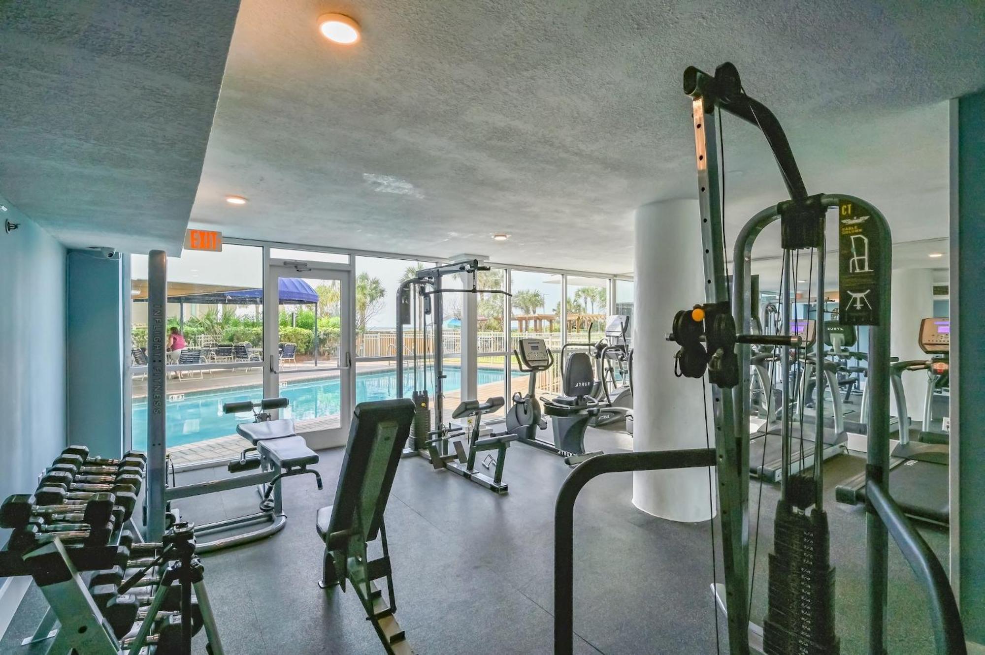 Pelican Beach Resort By Panhandle Getaways Destin Exteriör bild