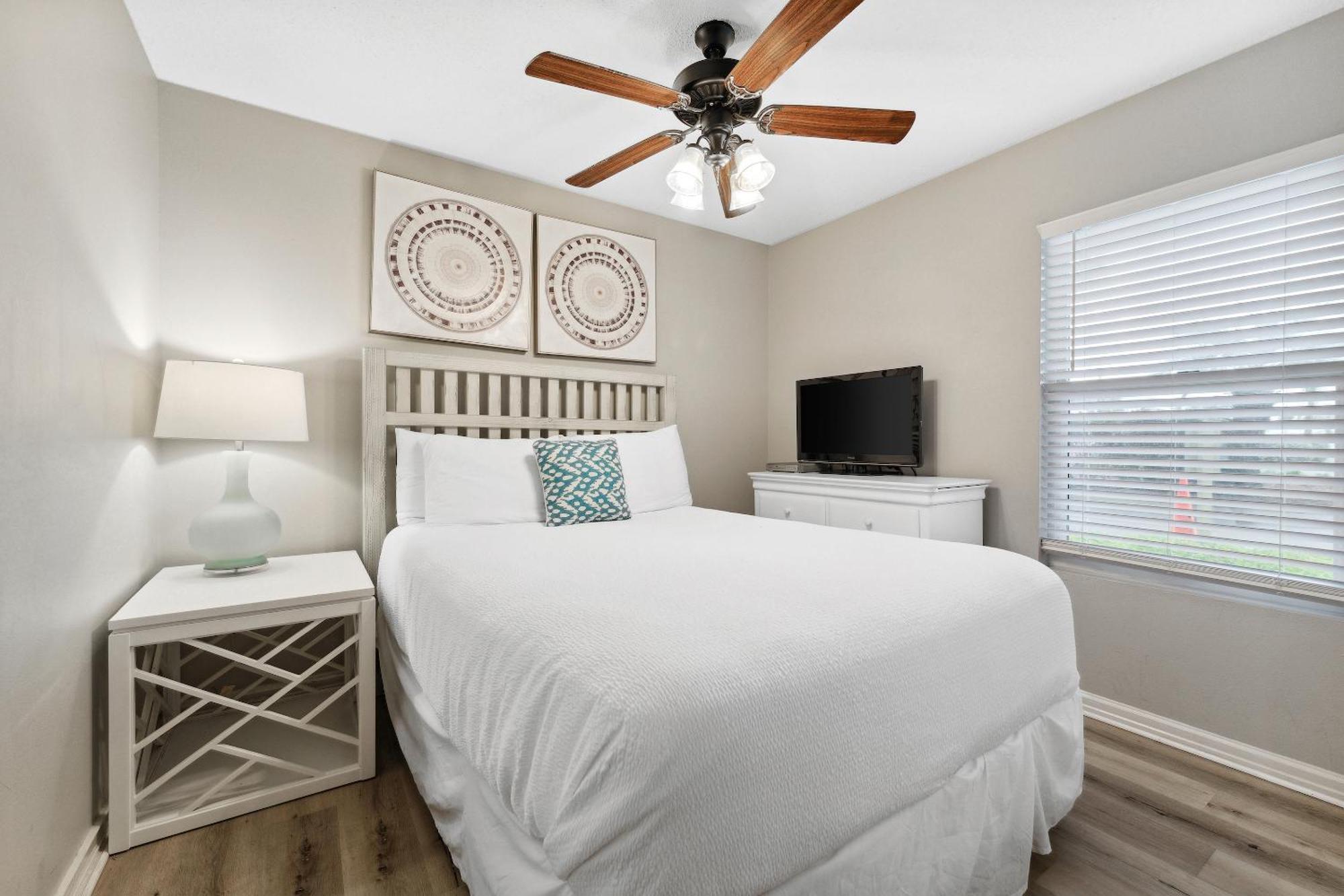 Pelican Beach Resort By Panhandle Getaways Destin Rum bild