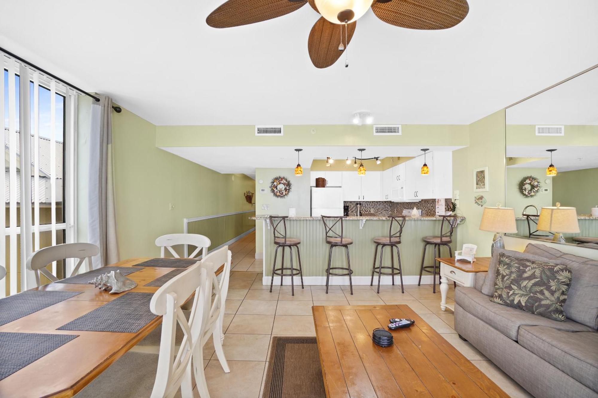 Pelican Beach Resort By Panhandle Getaways Destin Rum bild